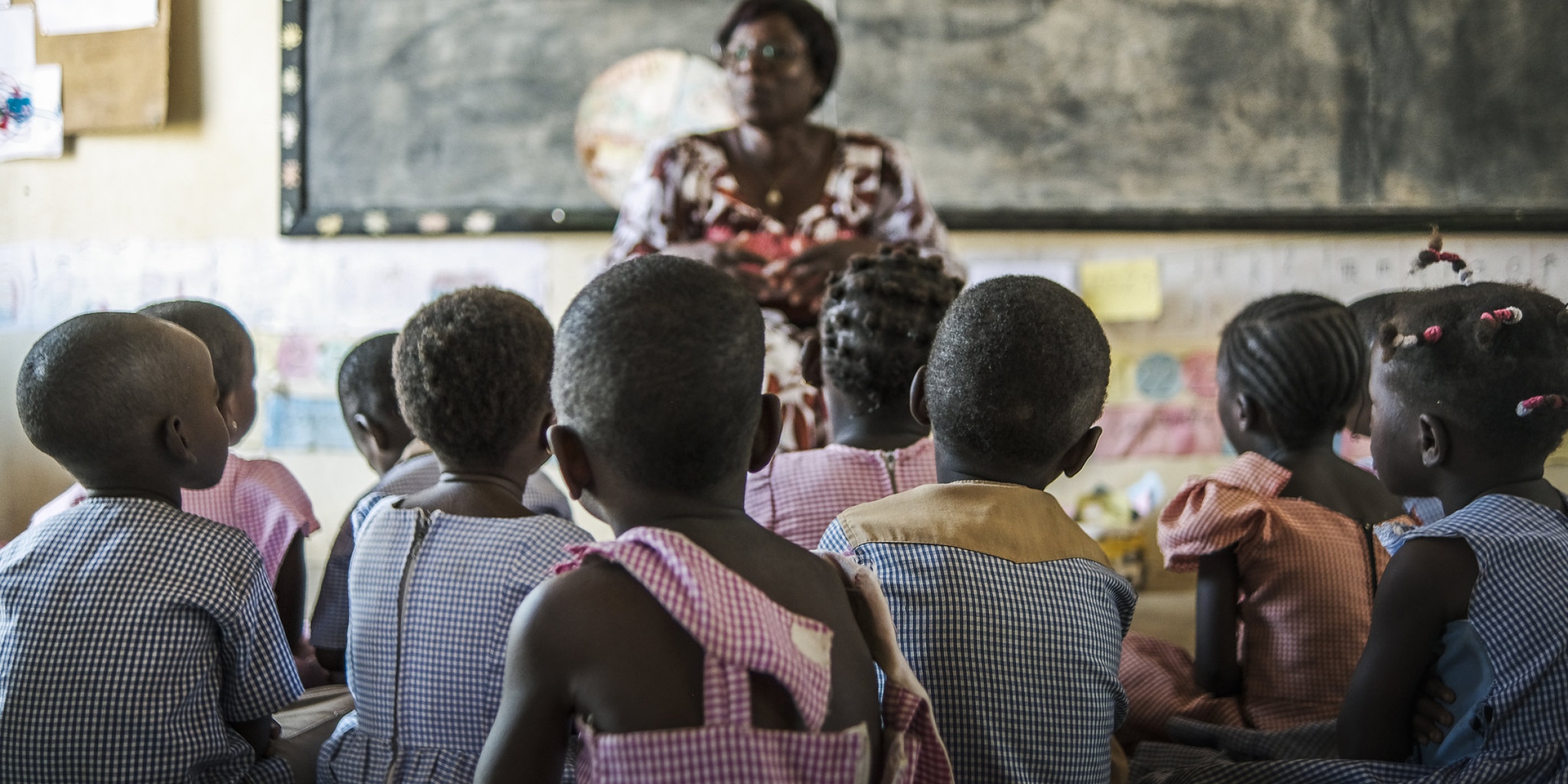 A teacher and her students in class at the community preschool in Nambirghékaha, near Korhogo, Côte d’Ivoire. Credit: GPE/Rodrig Mbock